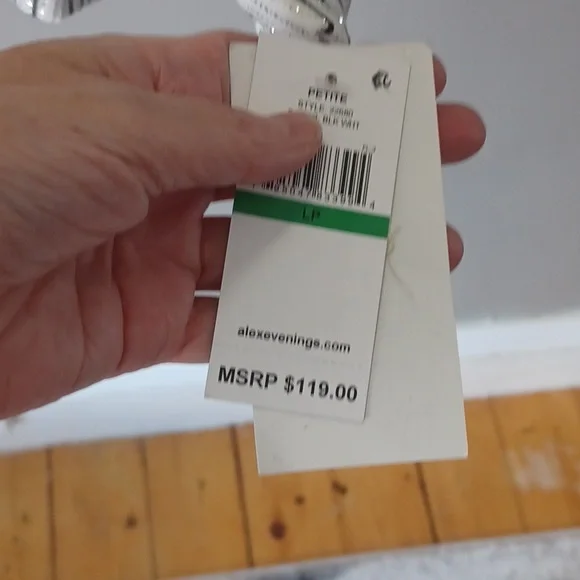 Fancy jacket - Picture 3 of 3